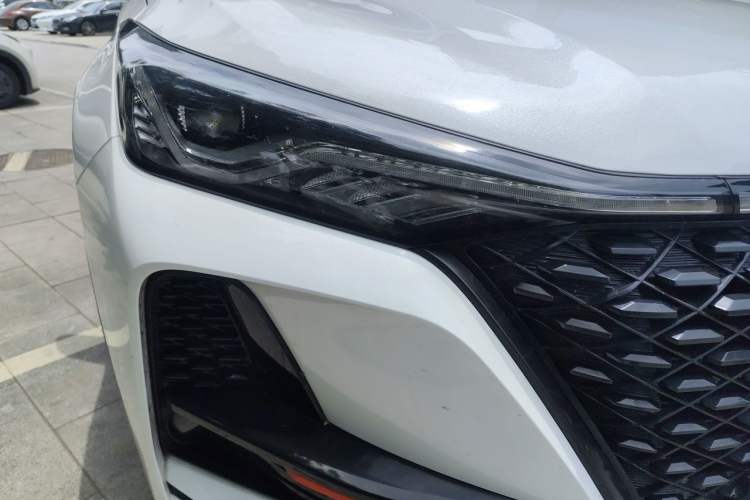 Used CHANGAN CS75 PLUS 2021 1.5T Automatic Prestige Model Right Front Headlight