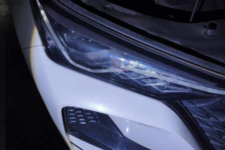 Used CHANGAN CS75 PLUS 2021 1.5T Automatic Luxury Version Right Front Headlight