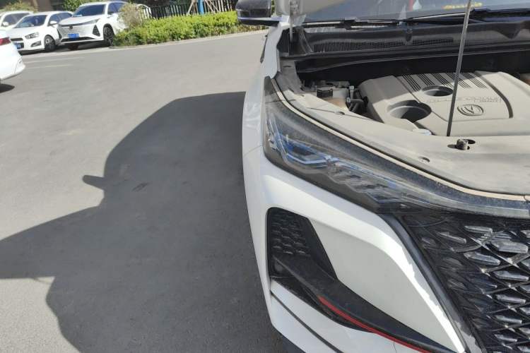 Used CHANGAN CS75 PLUS 2021 1.5T Automatic Luxury Version Right Front Headlight