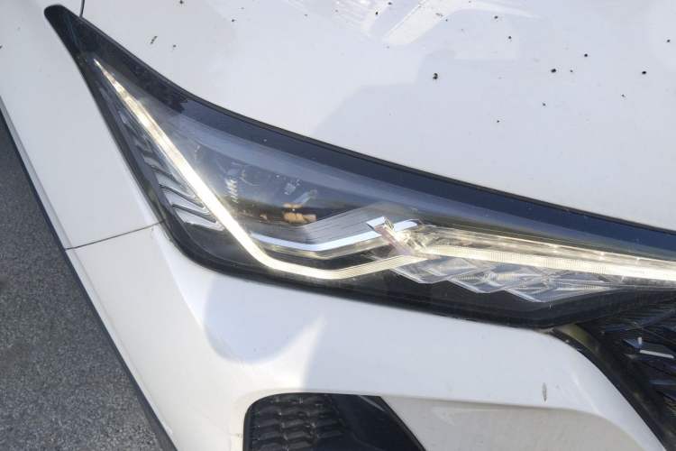 Used CHANGAN CS75 PLUS 2021 2.0T Automatic Flagship Edition Right Front Headlight