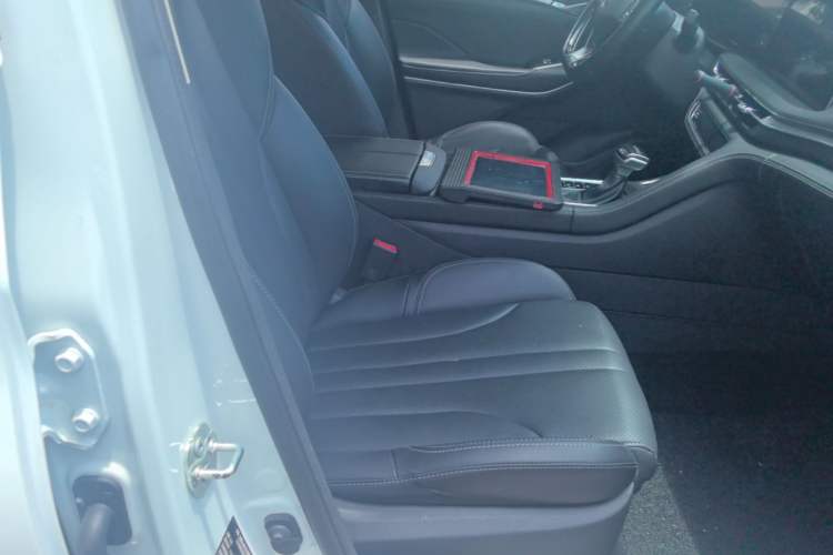 Used CHANGAN CS75 PLUS 2021 1.5T Automatic Luxury Version Right Front Seat