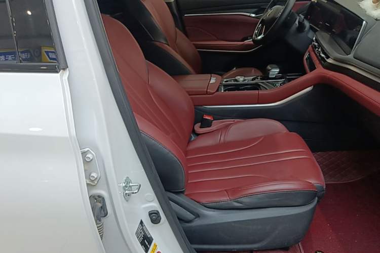 Used CHANGAN CS75 PLUS 2021 1.5T Automatic Prestige Model Right Front Seat