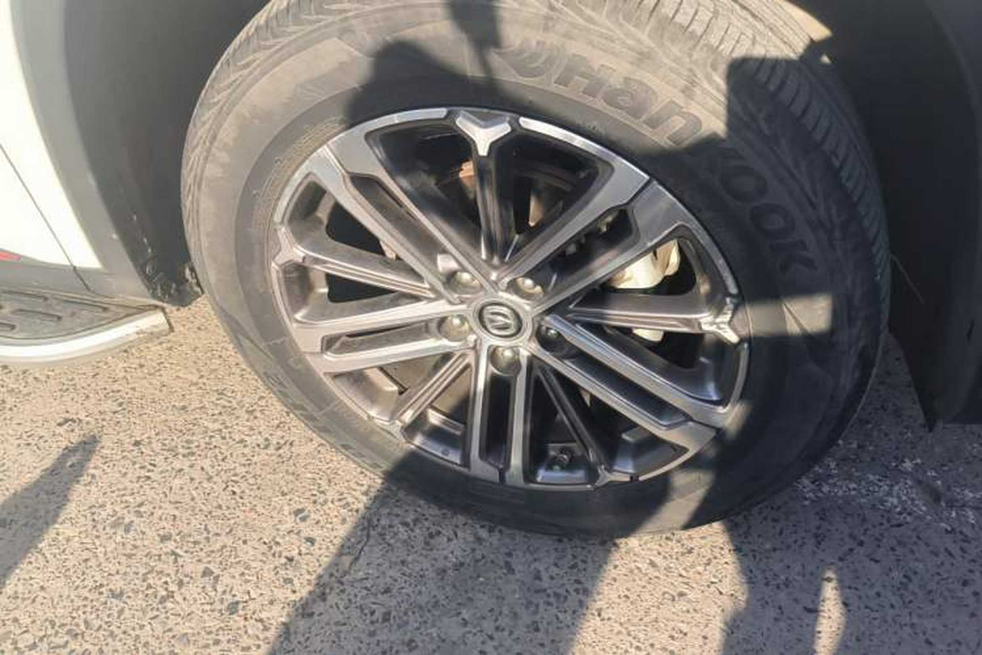 Used CHANGAN CS75 PLUS 2021 1.5T Automatic Luxury Version Right Front Wheel Hub