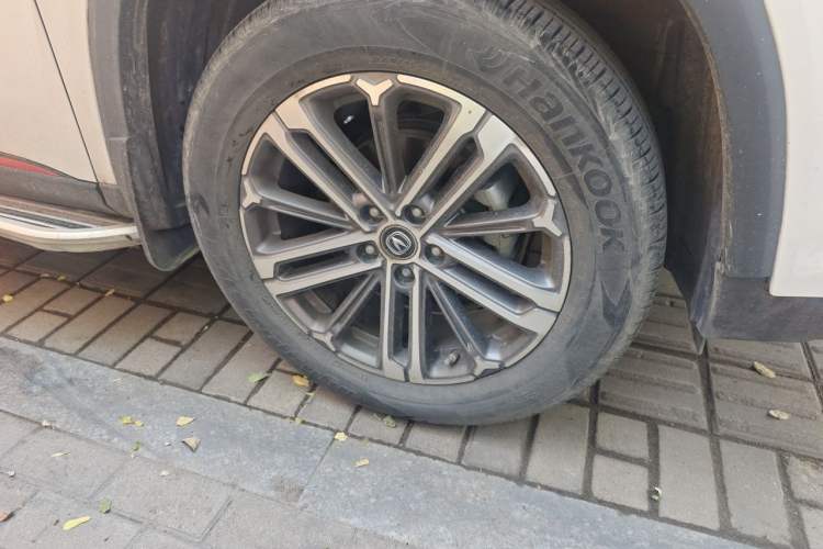 Used CHANGAN CS75 PLUS 2021 1.5T Automatic Prestige Model Right Front Wheel Hub