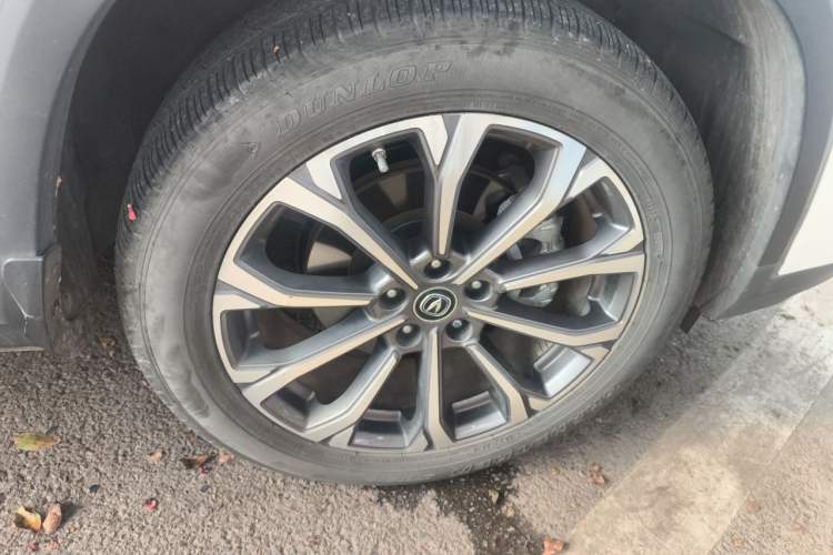 Used CHANGAN CS75 PLUS 2021 2.0T Automatic Flagship Edition Right Front Wheel Hub