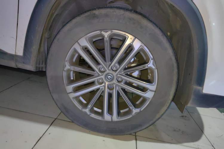 Used CHANGAN CS75 PLUS 2021 1.5T Automatic Luxury Version Right Front Wheel Hub