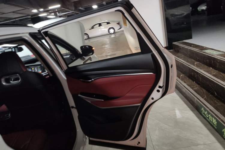 Used CHANGAN CS75 PLUS 2021 2.0T Automatic Pilot Version Right Rear Door Interior