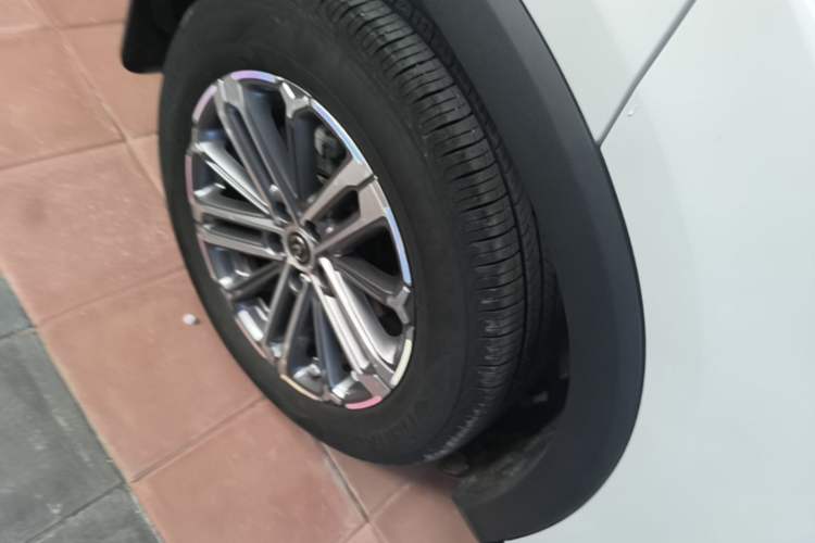 Used CHANGAN CS75 PLUS 2021 1.5T Automatic Luxury Version Right Rear Wheel Hub