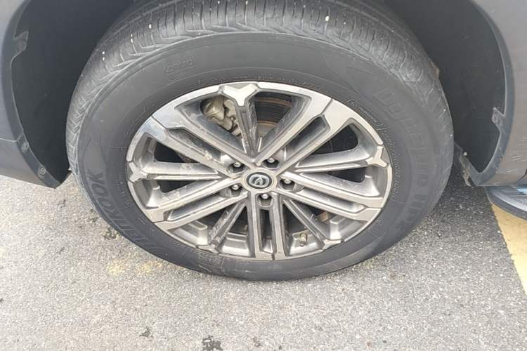 Used CHANGAN CS75 PLUS 2021 1.5T Automatic Luxury Version Right Rear Wheel Hub