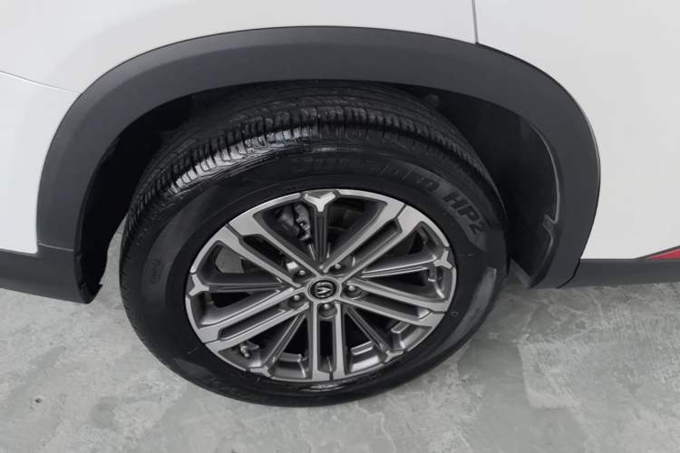 Used CHANGAN CS75 PLUS 2021 1.5T Automatic Prestige Model Right Rear Wheel Hub