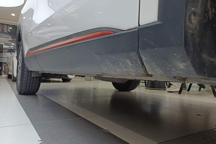 Used CHANGAN CS75 PLUS 2021 1.5T Automatic Prestige Model Right Side Sill