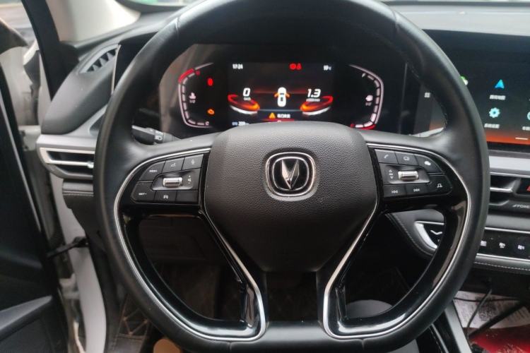 Used CHANGAN CS75 PLUS 2021 1.5T Automatic Luxury Version Steering Wheel