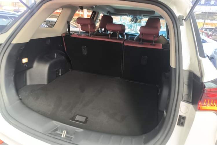 Used CHANGAN CS75 PLUS 2021 1.5T Automatic Luxury Version Trunk