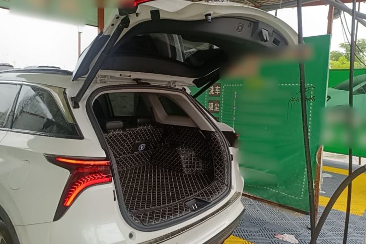Used CHANGAN CS75 PLUS 2021 2.0T Automatic Flagship Edition Trunk