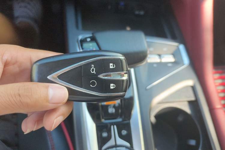 Used CHANGAN CS75 PLUS 2021 2.0T Automatic Pilot Version Vehicle Key