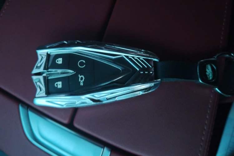 Used CHANGAN CS75 PLUS 2021 2.0T Automatic Pilot Version Vehicle Key