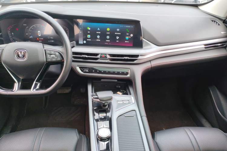 Used CHANGAN CS75 PLUS 2022 1.5T Automatic Luxury Model Audio And AC Panel