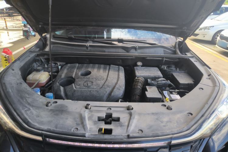 Used CHANGAN CS75 PLUS 2022 1.5T Automatic Luxury Model Engine Bay