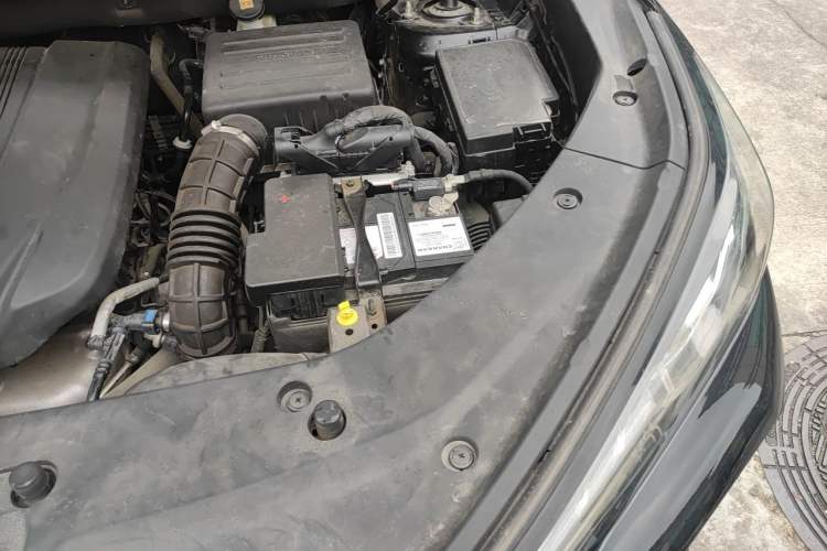 Used CHANGAN CS75 PLUS 2022 1.5T Automatic Luxury Model Engine Bay Left