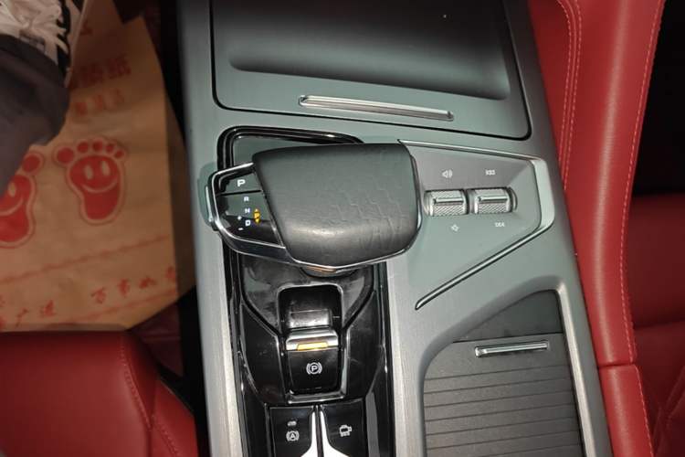 Used CHANGAN CS75 PLUS 2022 2.0T Automatic Flagship Edition Gear Lever