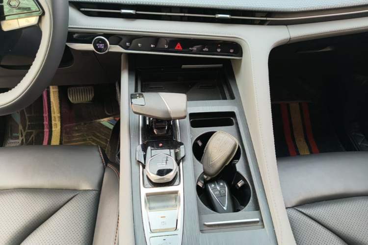 Used CHANGAN CS75 PLUS 2022 2nd Generation 1.5T Automatic Prestige Version Gear Lever
