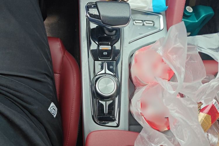 Used CHANGAN CS75 PLUS 2022 2.0T Automatic Pilot Version Gear Lever