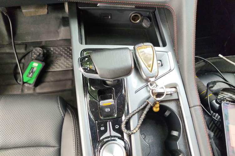 Used CHANGAN CS75 PLUS 2022 1.5T Automatic Prestige Model Gear Lever