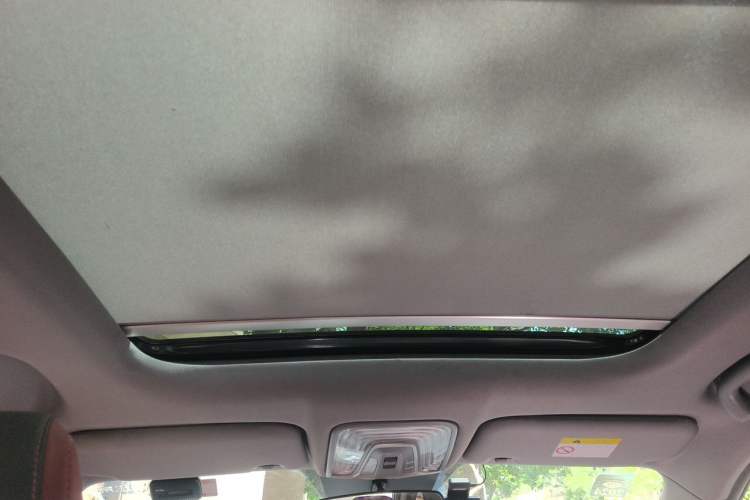 Used CHANGAN CS75 PLUS 2022 2nd Generation 1.5T Automatic Luxury Version Headliner