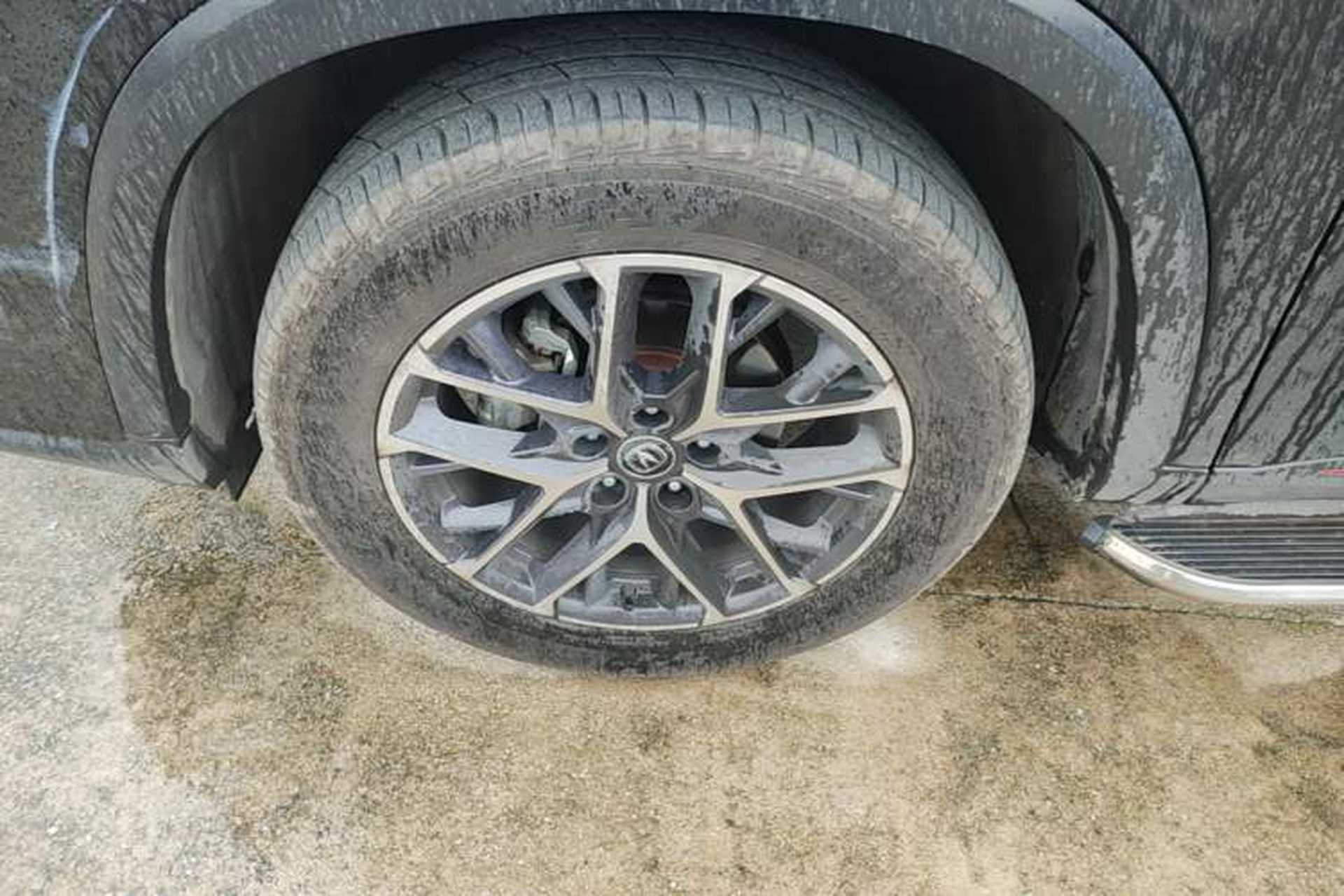 Used CHANGAN CS75 PLUS 2022 2nd Generation 1.5T Automatic Luxury Version Left Front Wheel Hub