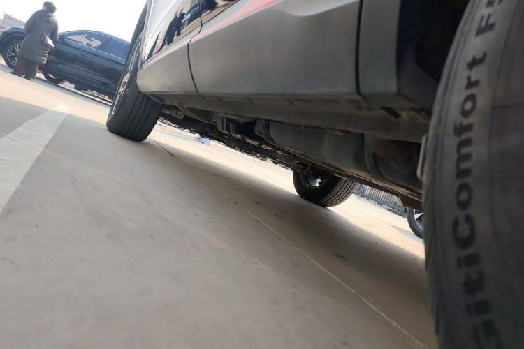Used CHANGAN CS75 PLUS 2022 Classic Edition 1.5T Automatic Pioneer Model Left Side Sill