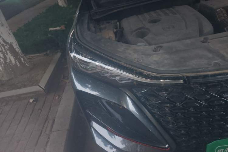 Used CHANGAN CS75 PLUS 2022 1.5T Automatic Prestige Model Right Front Headlight