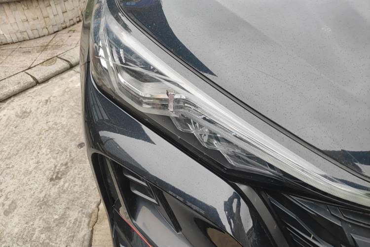 Used CHANGAN CS75 PLUS 2022 1.5T Automatic Luxury Model Right Front Headlight