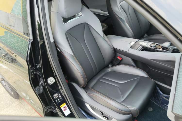 Used CHANGAN CS75 PLUS 2022 2nd Generation 1.5T Automatic Prestige Version Right Front Seat