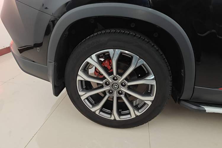 Used CHANGAN CS75 PLUS 2022 2.0T Automatic Flagship Edition Right Rear Wheel Hub