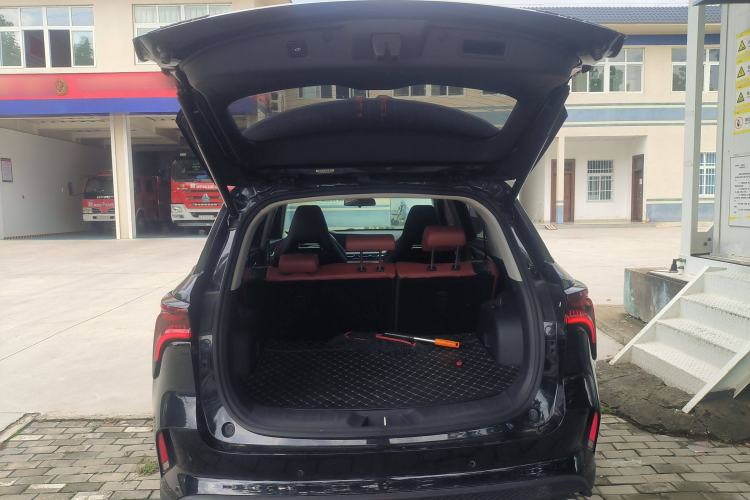 Used CHANGAN CS75 PLUS 2022 2.0T Automatic Pilot Version Trunk