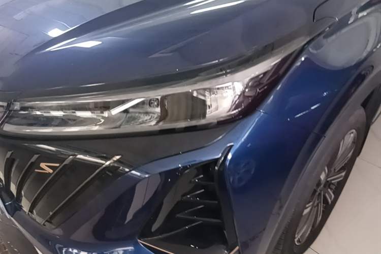 Used CHANGAN CS75 PLUS 2022 2nd Generation 2.0T Automatic Navigation Version Left Front Headlight