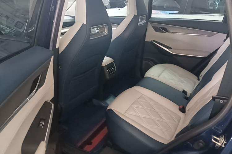 Used CHANGAN CS75 PLUS 2022 2nd Generation 2.0T Automatic Navigation Version Left Rear Seat