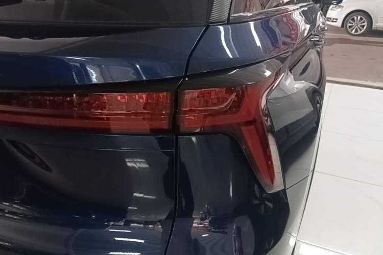 Used CHANGAN CS75 PLUS 2022 2nd Generation 2.0T Automatic Navigation Version Right Rear Taillight