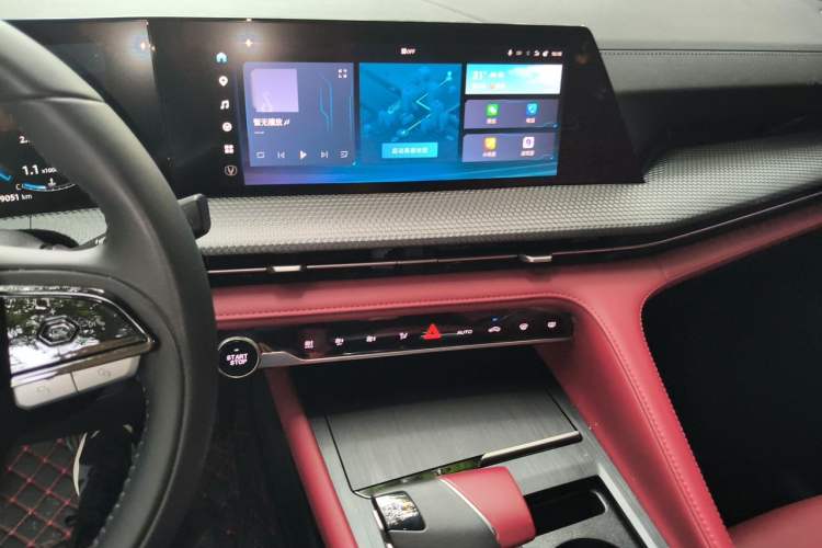 Used CHANGAN CS75 PLUS 2022 2nd Generation 1.5T Automatic Luxury Version Audio And AC Panel