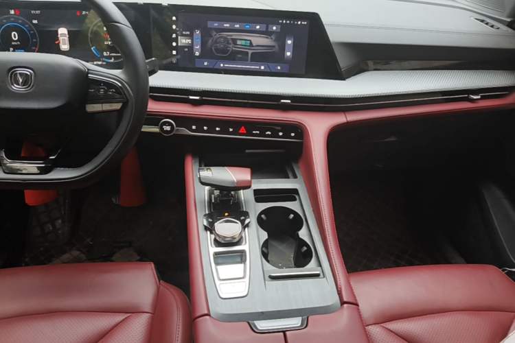Used CHANGAN CS75 PLUS 2022 2nd Generation 1.5T Automatic Prestige Version Audio And AC Panel