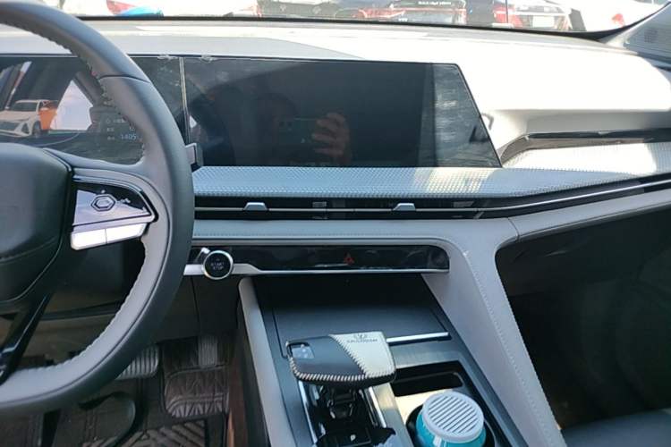 Used CHANGAN CS75 PLUS 2022 2nd Generation 1.5T Automatic Prestige Version Audio And AC Panel