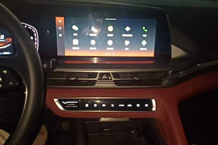 Used CHANGAN CS75 PLUS 2022 1.5T Automatic Luxury Model Audio And AC Panel