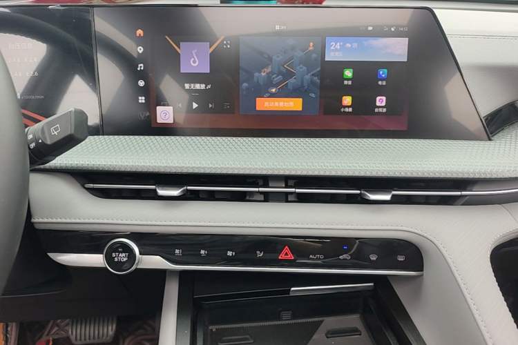 Used CHANGAN CS75 PLUS 2022 2nd Generation 1.5T Automatic Prestige Version Audio And AC Panel