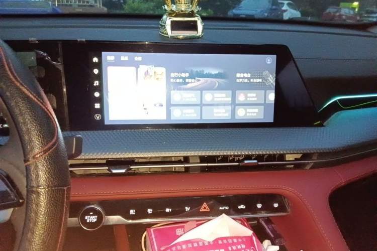 Used CHANGAN CS75 PLUS 2022 2nd Generation 1.5T Automatic Prestige Version Audio And AC Panel