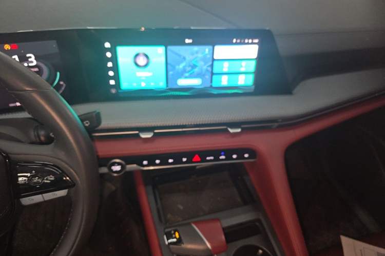 Used CHANGAN CS75 PLUS 2022 2nd Generation 1.5T Automatic Prestige Version Audio And AC Panel