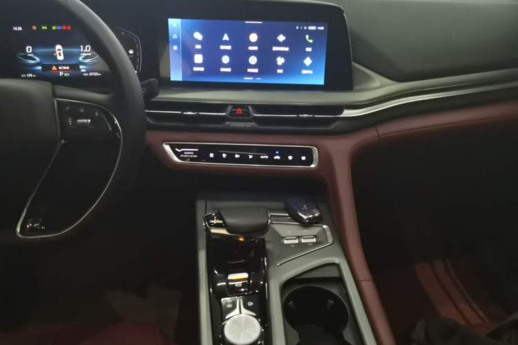 Used CHANGAN CS75 PLUS 2022 Classic Edition 1.5T Automatic Pioneer Model Audio And AC Panel