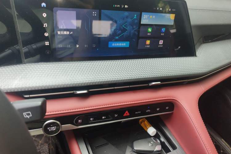 Used CHANGAN CS75 PLUS 2022 2nd Generation 1.5T Automatic Prestige Version Audio And AC Panel