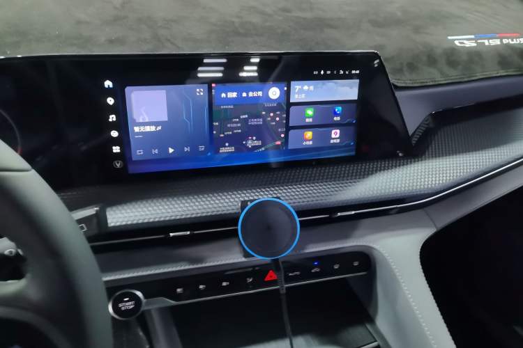 Used CHANGAN CS75 PLUS 2022 2nd Generation 1.5T Automatic Prestige Version Audio And AC Panel