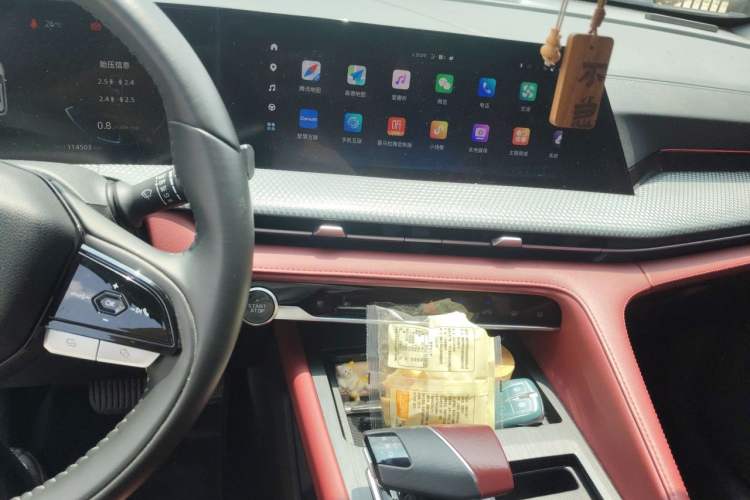 Used CHANGAN CS75 PLUS 2022 Second-Generation 2.0T Automatic Prestige Model Audio And AC Panel