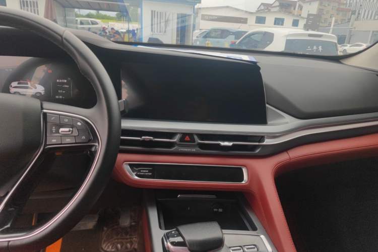 Used CHANGAN CS75 PLUS 2022 1.5T Automatic Luxury Model Audio And AC Panel